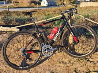 Bicicleta da strada BMC GF02 Nero/Rosso