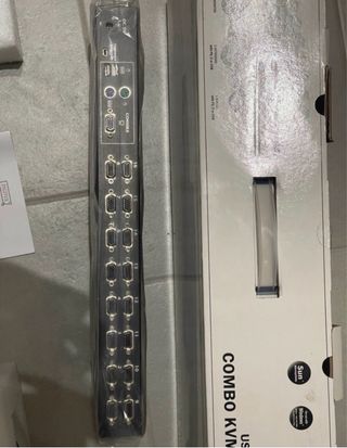 Switch KVM Digitus 8/16 porte USB/PS2