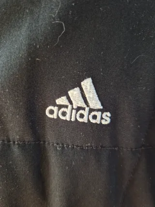 Chaqueta Adidas Negra con Rayas Blancas