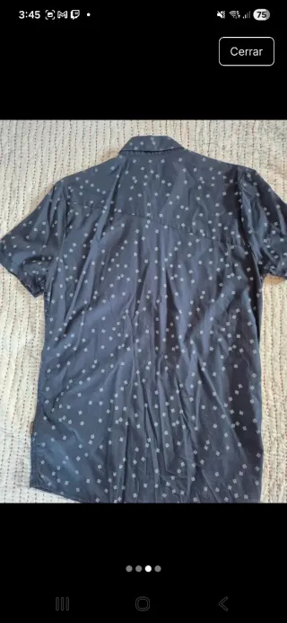 Camisa azul estampada