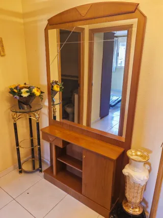 Muebles de salón y dormitorio + decoración