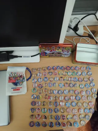 lote chapas grefusa + álbum 2017-18