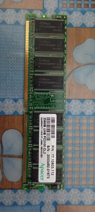 Memoria RAM 256MB UNB PC2100 CL2