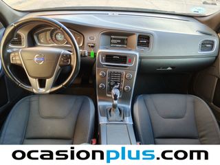 Volvo V60 D4 Momentum Auto 133 kW (181 CV)