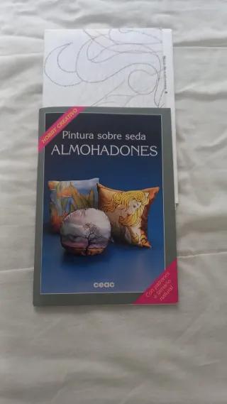 Pintura sobre seda, con patrones