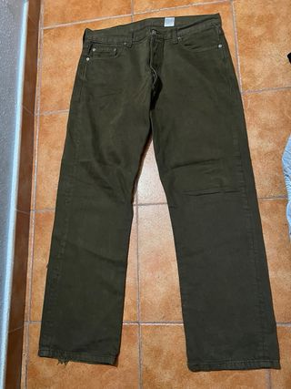 Pantalón Levi's 504 Verde Oliva