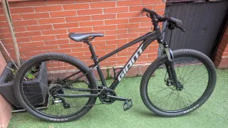 Bicicleta Montaña Giant Talon 29"