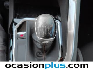 Peugeot 3008 BlueHDI 130 S&S Active 96 kW (130 CV)
