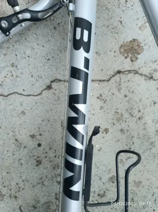 Bicicleta con cesta sin estrenar