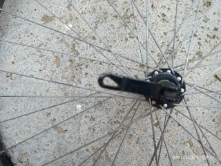 Bicicleta con cesta sin estrenar