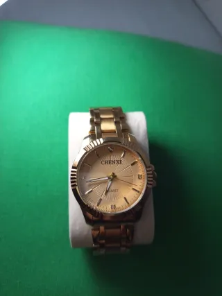 Reloj CHENXI Dorado