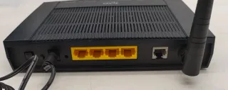 Router Wireless ADSL2+ ZyXEL (senza confezione )