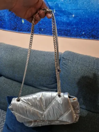 Bolsos Sara Bag Plateado y Dorado liquidación .