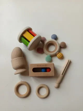 Juguetes de madera para bebé