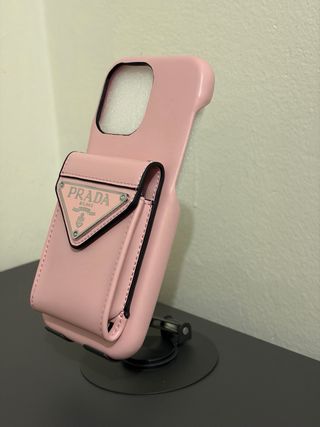 Cover iPhone 16 Pro Max Prada Rosa