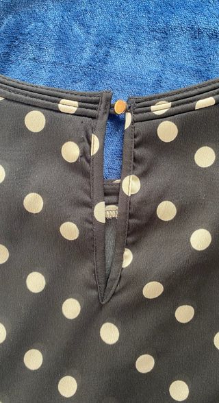 Blusón Sfera Topos Mangas Fruncidas Talla L