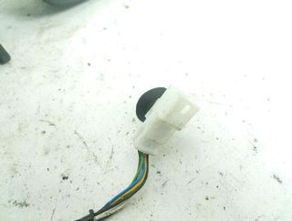 20074388 963011787r retrovisor derecho dacia logan