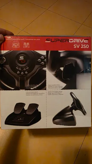 Volante Superdrive SV 250 con Pedales. Semi-nuevo
