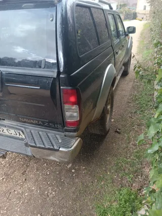 Nissan Navara 2003