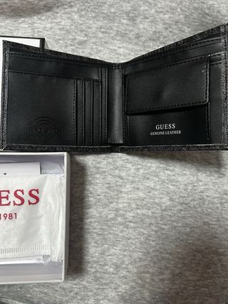 Cartera Guess Negra