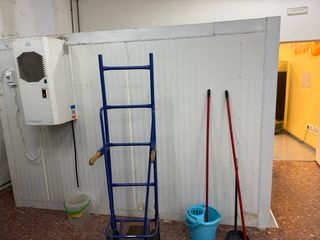 Traspaso fruteria en Sevilla . Zona arroyo