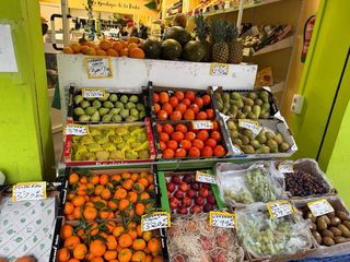 Traspaso fruteria en Sevilla . Zona arroyo