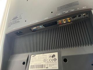 Monitor Samsung SyncMaster 910MP Plata