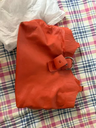 Bolso naranja gran capacidad