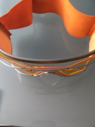 Occhiali da montagna arancioni gialli