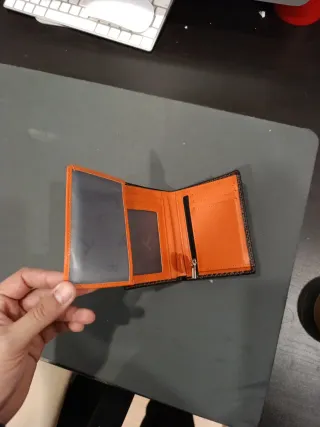 Elegante cartera de hombre negra