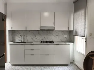 Montaje de muebles de baño de cocina y vestidores