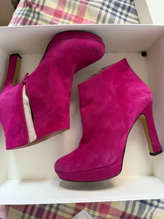 Botines Fucsia Terciopelo Tacón