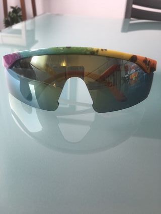 Occhiali da sole arcobaleno