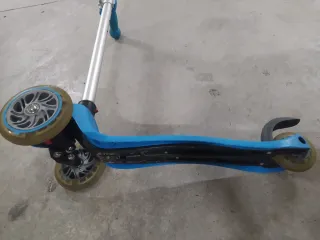 Patinete Globber azul 3 ruedas