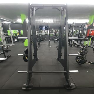 Máquina de gimnasio multifuncional