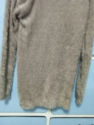 Jersey de pelo marrón cuello alto
