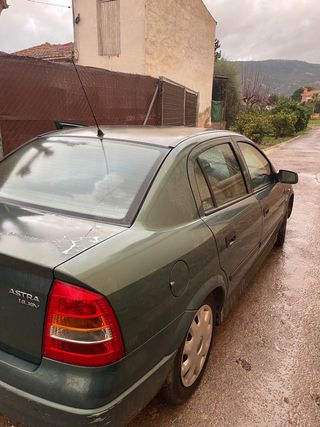 Opel astra gasolina