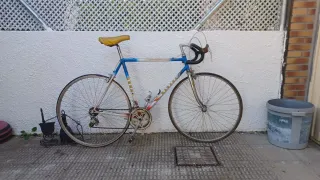 Bicicleta de carretera antigua