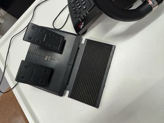 PS4 Slim 1TB Negra + FIFA 21 + Mandos + volante