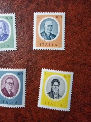 Serie francobolli Repubblica italiana 100 L.