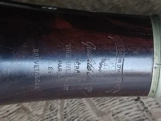 Antico clarinetto in legno