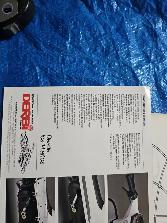 Lote 3  Catálogos Derbi Scooter