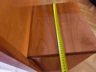 Conjunto cabecero, mesillas y comoda de madera