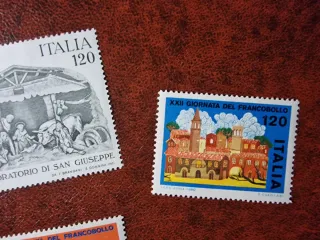 Set 4 francobolli Repubblica Italiana