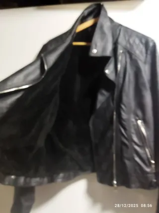 Cazadora Polipiel Negra Tipo Motero