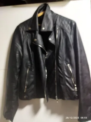 Cazadora Polipiel Negra Tipo Motero