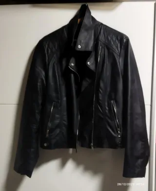 Cazadora Polipiel Negra Tipo Motero