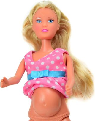 Muñeca Steffi embarazada con bebé y accesorios