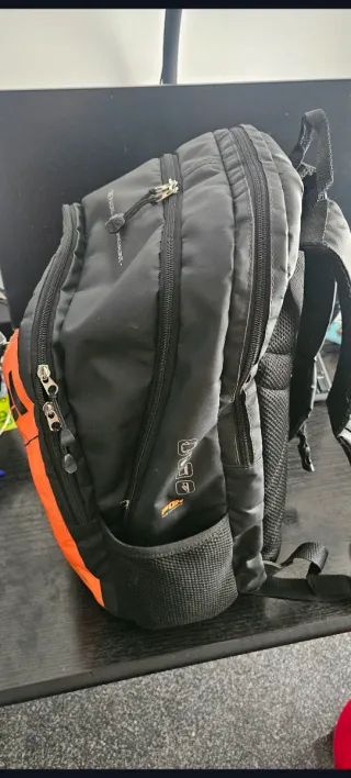 Paletero Bullpadel Negro