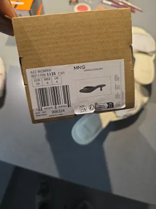 Sandalias Mango Tacón Kitten Blancas